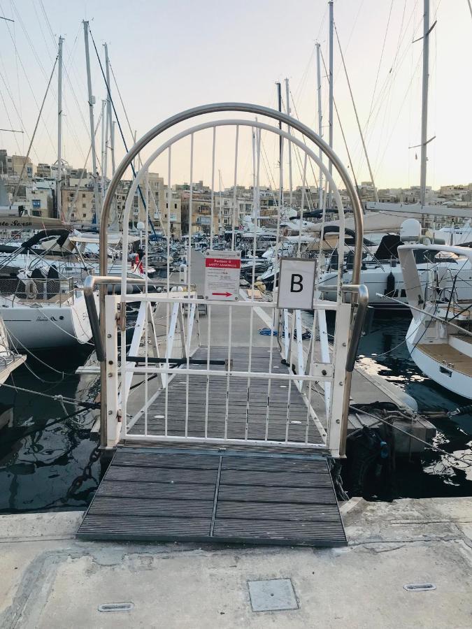 Hotel Sea Baroniv "Bedsonboat" Birgu Zewnętrze zdjęcie
