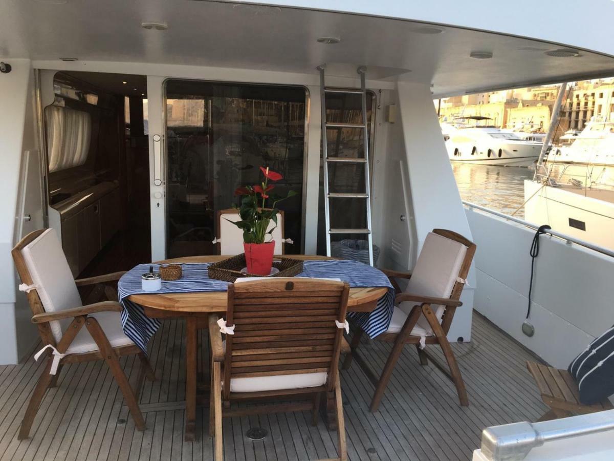 Hotel Sea Baroniv "Bedsonboat" Birgu Zewnętrze zdjęcie