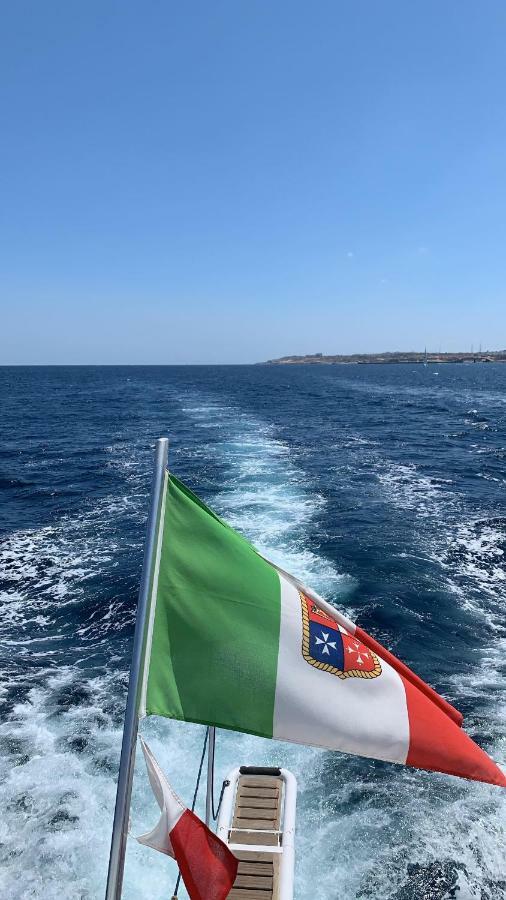Hotel Sea Baroniv "Bedsonboat" Birgu Zewnętrze zdjęcie